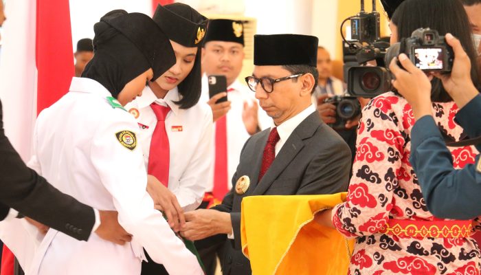 Gubernur Ayodhia Kalake Kukuhkan Anggota Paskibraka Tingkat Provinsi NTT Tahun 2024