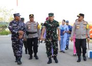 Kapolda NTT Dampingi Pangkogabwilhan II Kunjungi Pos Satgas Pulau Terluar di Rote Ndao