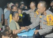 Kapolres Flotim Serahkan Bantuan Sembako kepada Korban Bentrok di Desa Bugalima