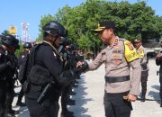 Kapolres Lembata Terima Anggota Brimob Polda NTT BKO Pilkada