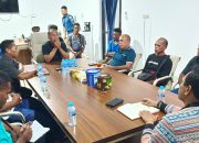 Buruh dan Penumpang Ribut Soal Angkut Barang di Pelabuhan Pelra, Wakil Bupati Lembata Gerak Cepat Rapat dengan Shabandar