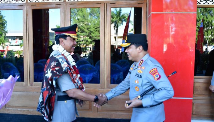Kapolda Rudi Darmoko Sambut Wakapolda NTT yang Baru