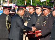 Kapolda NTT Beri Penghargaan kepada 194 Personel Berprestasi
