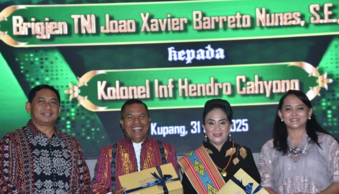 Korem 161/Wira Sakti Gelar Pisah Sambut, Kolonel Inf. Hendro Cahyono Gantikan Brigjen TNI Joao Xavier Barreto Nunes