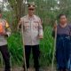 Wujudkan Ketahanan Pangan di Perbatasan, Polsek Laen Manen Tanam Jagung Bersama Warga